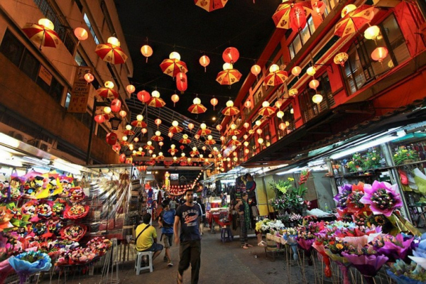 Khu Phố Tàu Petaling Kuala Lumpur Bán Gì Đáng Mua? Mua Sắm, Ẩm Thực Và Mẹo Mặc Cả
