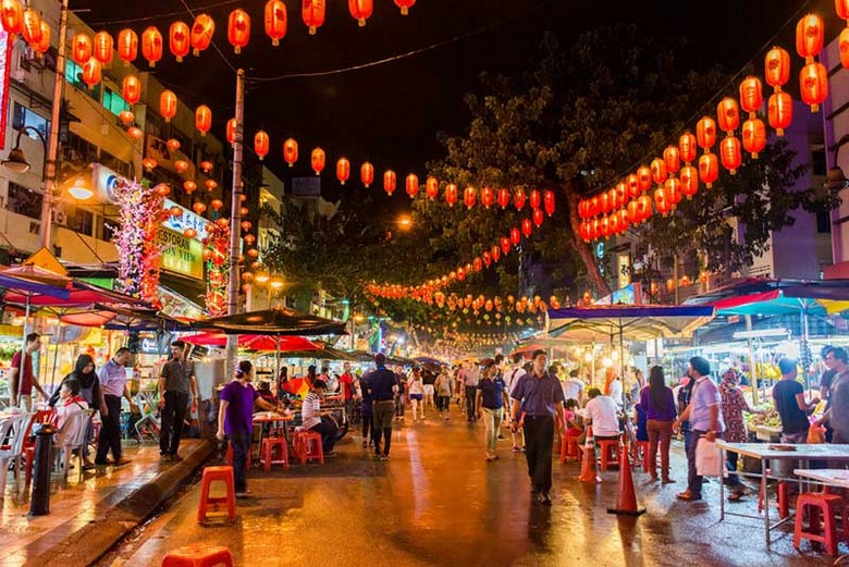 Phố ẩm thực đêm Jalan Alor Kuala Lumpur
