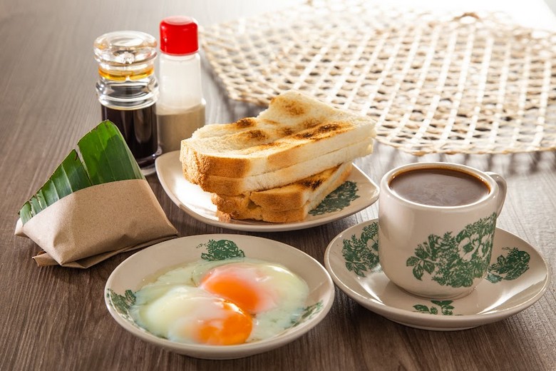 Kaya Toast bữa sáng truyền thống Singapore