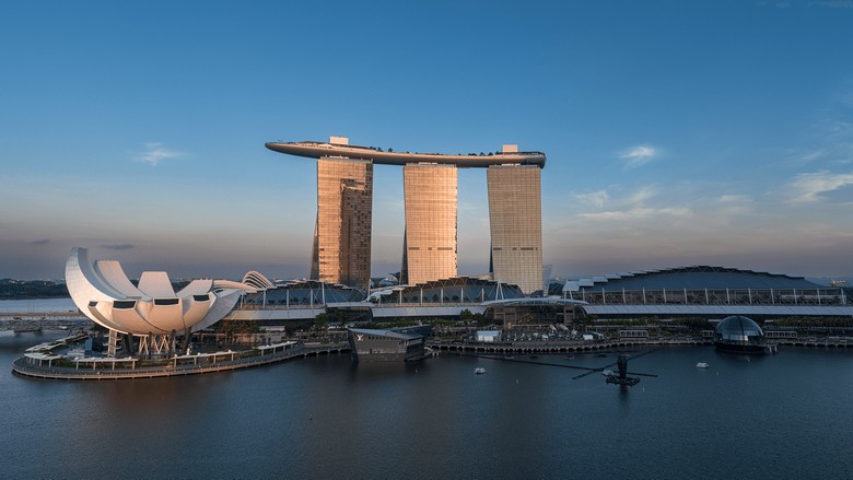 Hành Lý Ký Gửi Đi Tour Singapore Bao Nhiêu Kg Là Đủ 2026? Gợi Ý Theo Hãng Bay Cho Khách Hà Nội