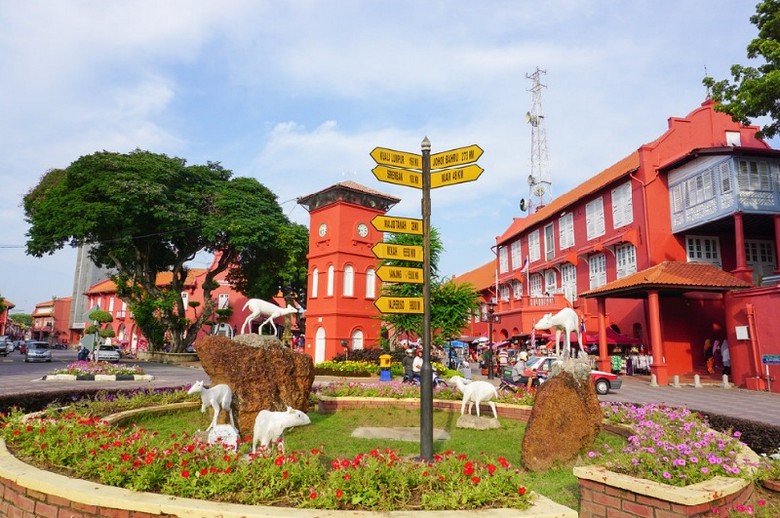 Top Trải Nghiệm Đáng Giá Nhất Khi Đi Cả Singapore Và Malaysia: Gợi Ý Phải Thử